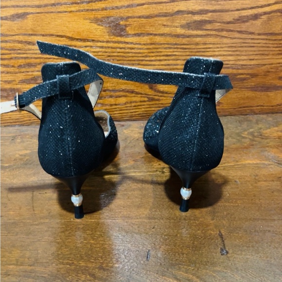 Women heels size 8.5 - Picture 2 of 4